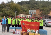 高州市平山镇巾帼志愿队开展“暖冬助老，佳节敬老”慰问活动