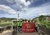 平山镇巾帼志愿队创卫行动：打造洁净垌尾桥，共筑健康乡村路