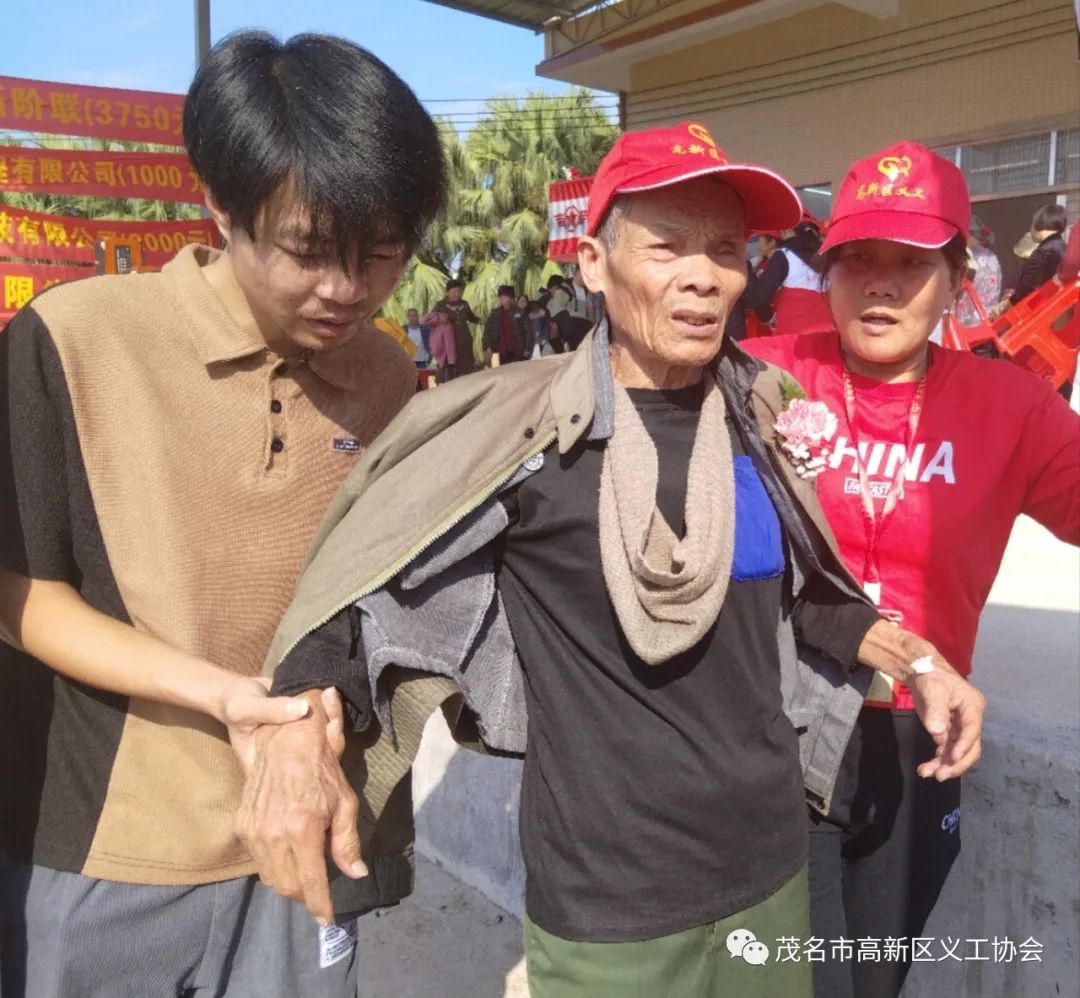 帮扶困难户、爱心暖人心-23.jpg