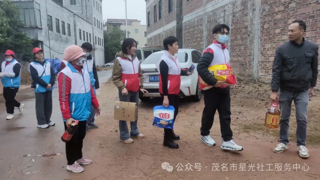 牵手行动|关爱两类女童-2.jpg