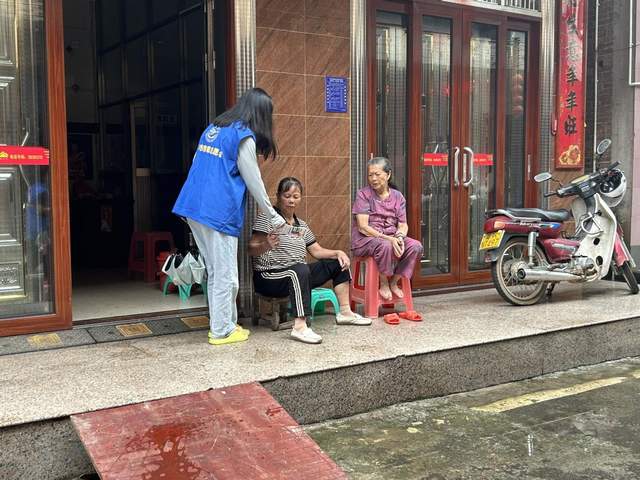 预防青少年涉麻精药品滥用宣传进社区-4.jpg