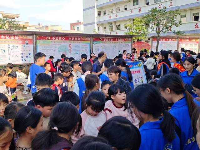 预防青少年犯罪 普及禁毒知识-8.jpg