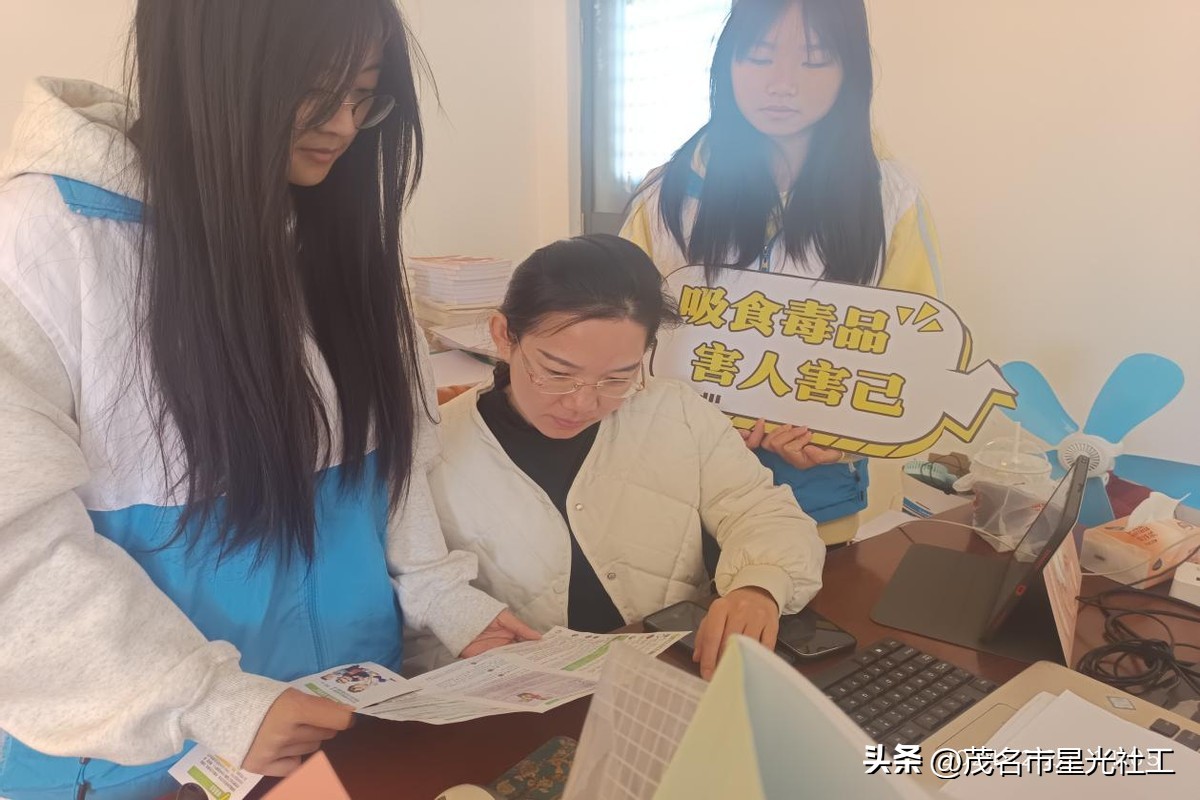 禁毒宣传进企业 携手共筑防毒墙-4.jpg