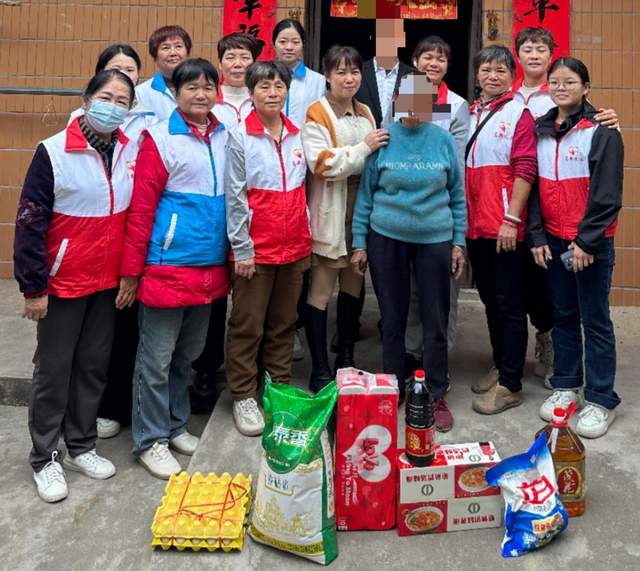 平安关爱预过年 禁毒帮扶永相伴-1.jpg