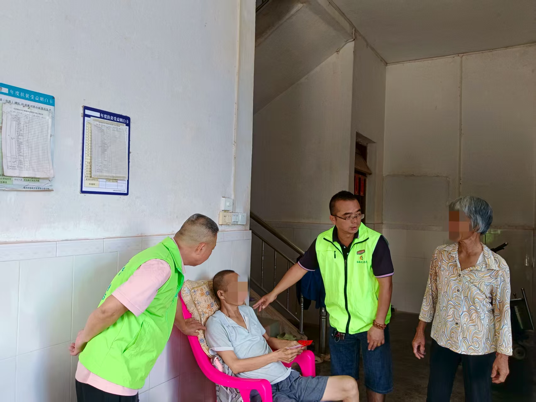 长坡薪火志愿队：“每月一关爱”再出发，下乡送温暖暖人心-8.jpg
