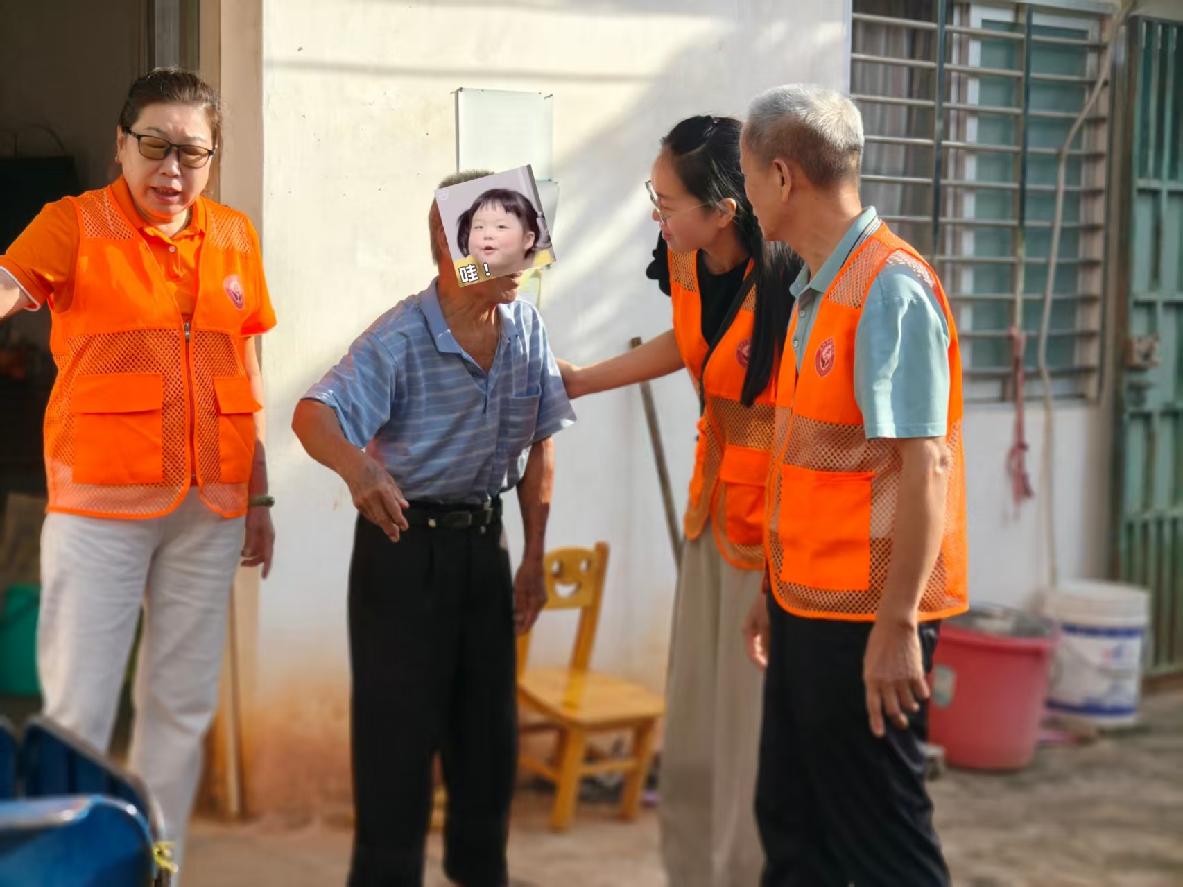 双节暖人心！朝阳艺术总队走访慰问五保户与独居困境老人-3.jpg
