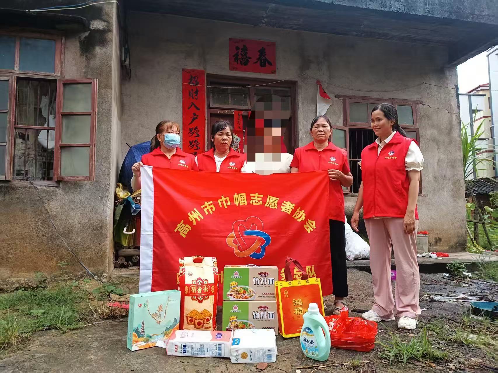 国庆中秋双节送暖入家户 情系民生显担当-4.jpg