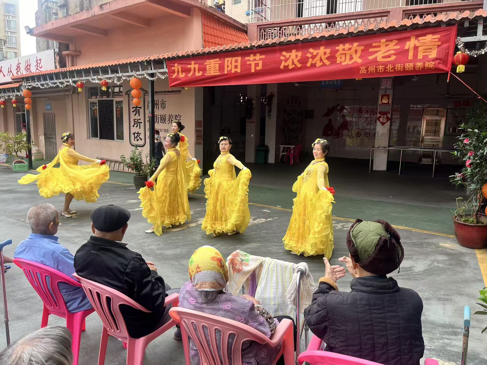 巾帼志愿者暖心相伴 北街颐养院重阳暖意浓-7.jpg