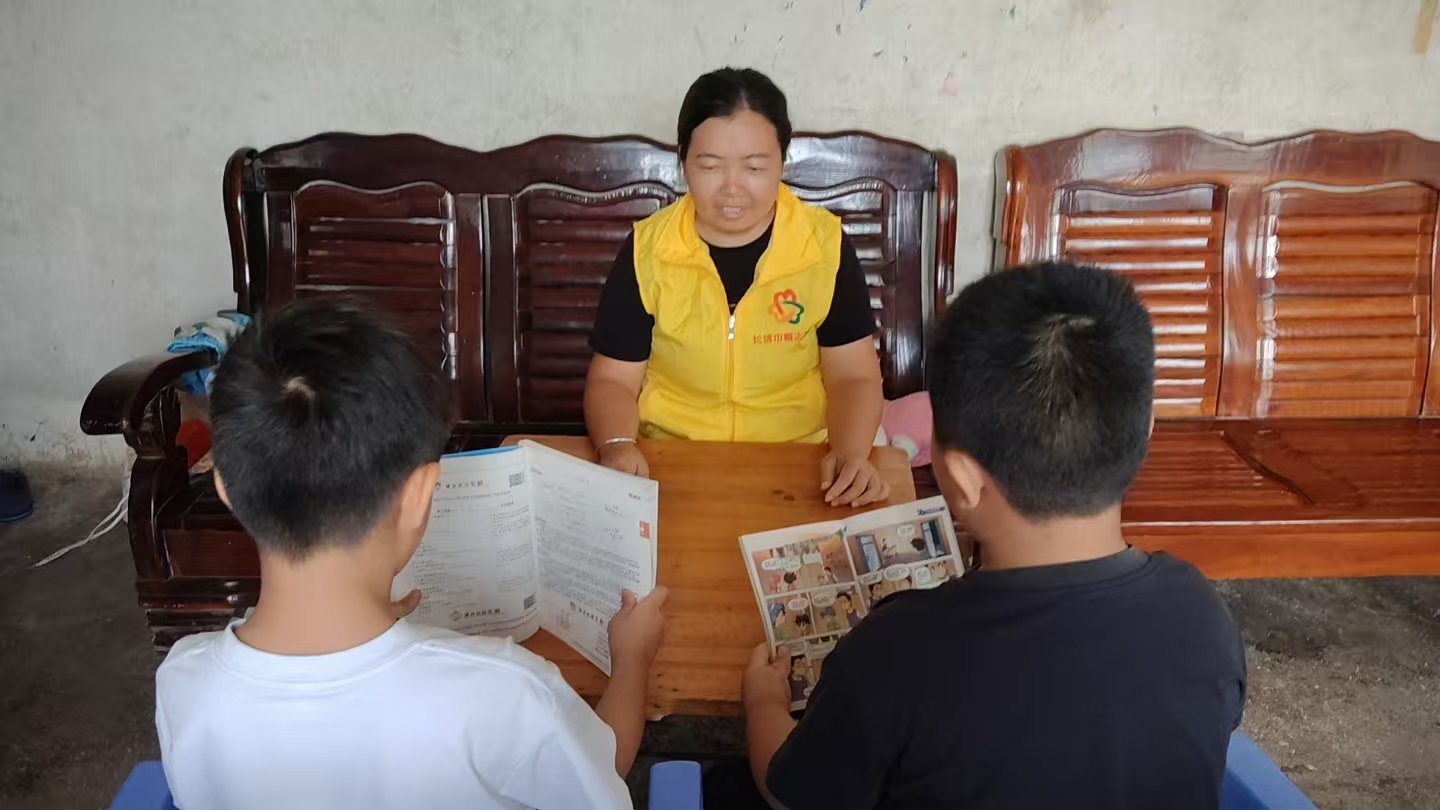 情暖童心护成长 巾帼花开映初心 ——长坡村“爱心妈妈”结对关爱活动纪实-8.jpg