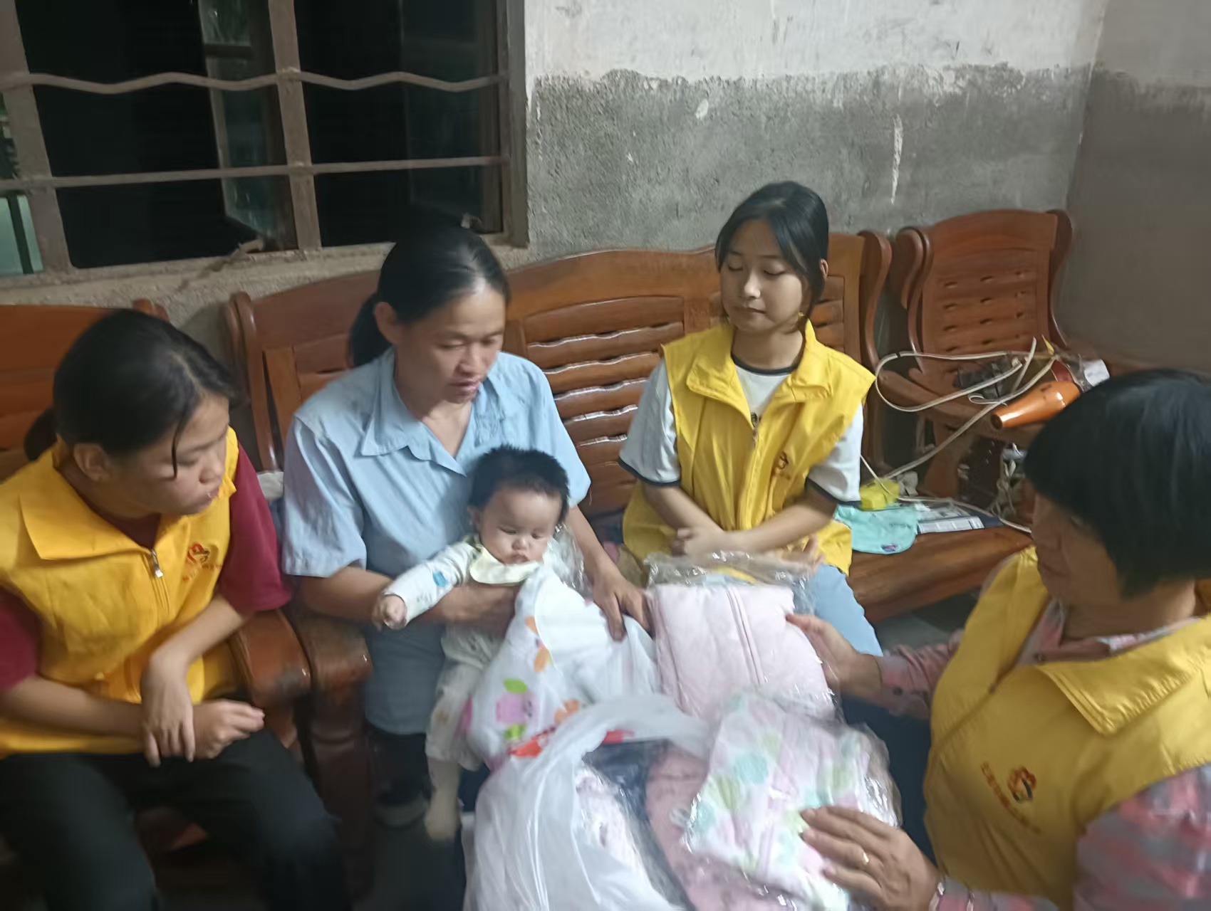 情暖童心护成长 巾帼花开映初心 ——长坡村“爱心妈妈”结对关爱活动纪实-9.jpg