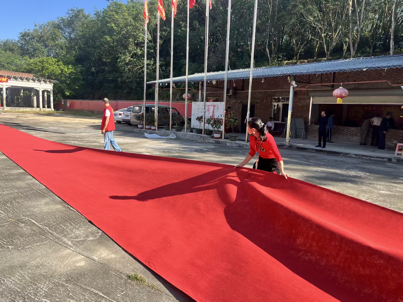 巾帼志愿暖人心 护航华光祈福会 —南塘巾帼志愿服务总队助力华光诞活动圆满举行-2.jpg