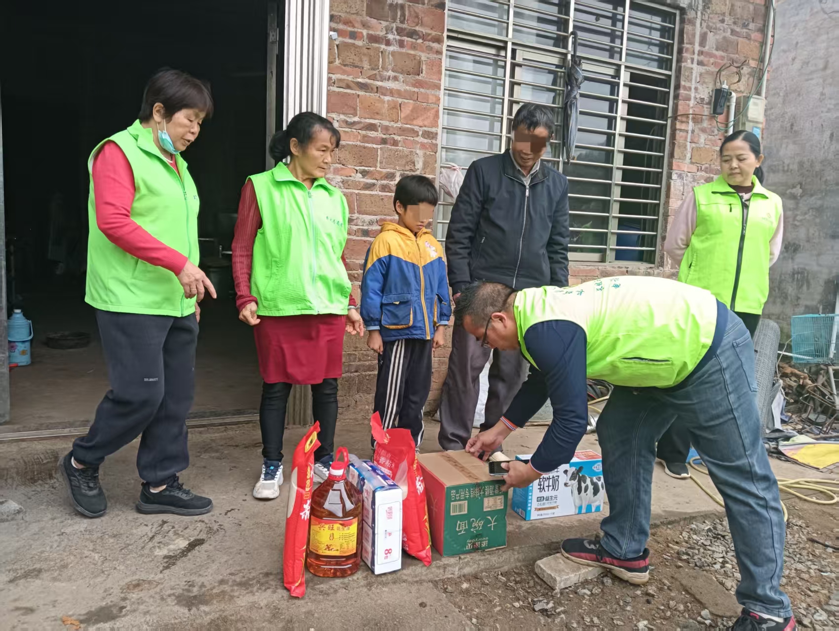 薪火传暖，情系林邓——长坡薪火志愿服务队“每月一关爱”活动暖心续航-4.jpg