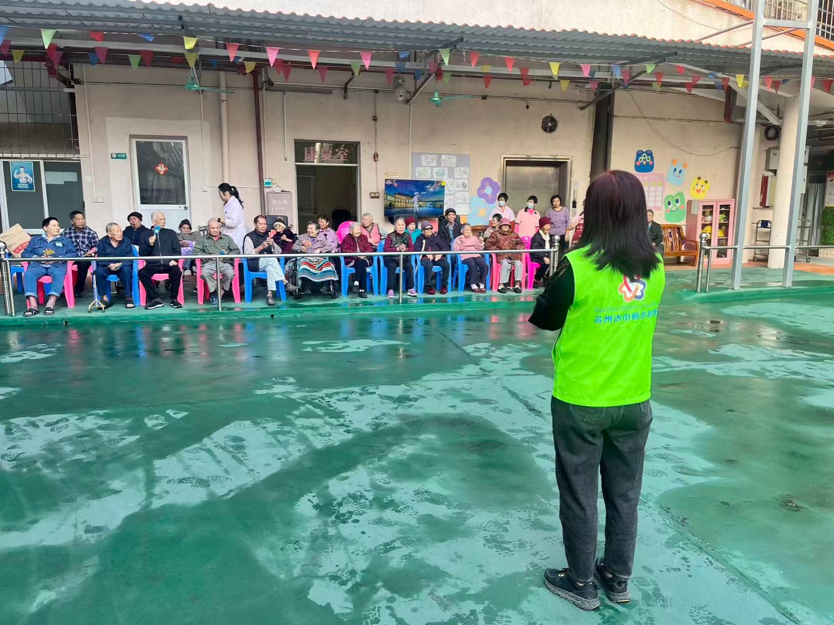 冬至暖人心 巾帼志愿敬老行-3.jpg