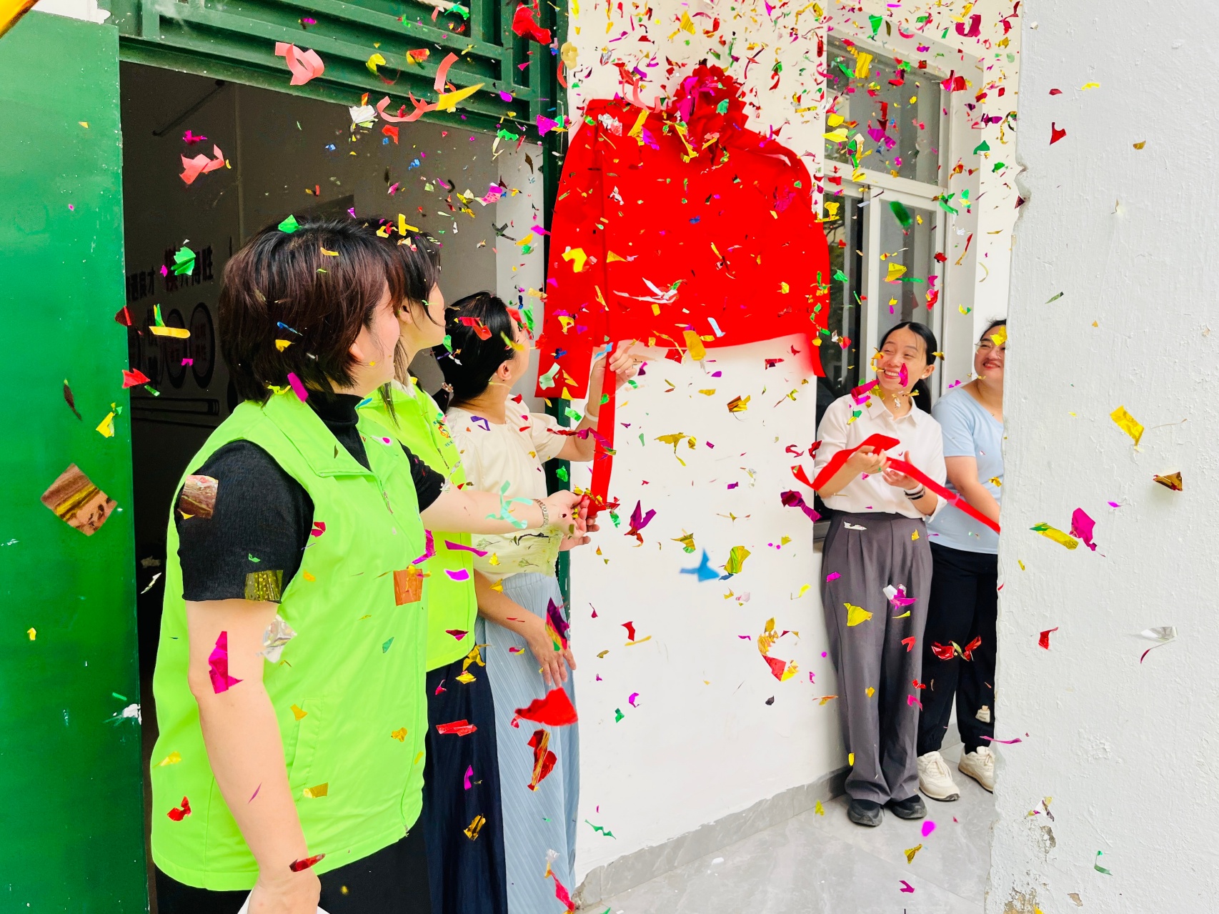 凝聚巾帼力量 谱写服务新篇——高州市石板镇巾帼志愿服务总队成立暨揭牌仪式圆满举行-13.jpg