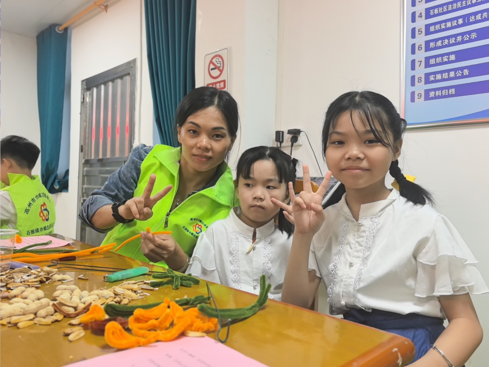 感恩母亲节 温情伴成长——高州市石板镇巾帼志愿队成功举办母亲节亲子主题活动-10.jpg