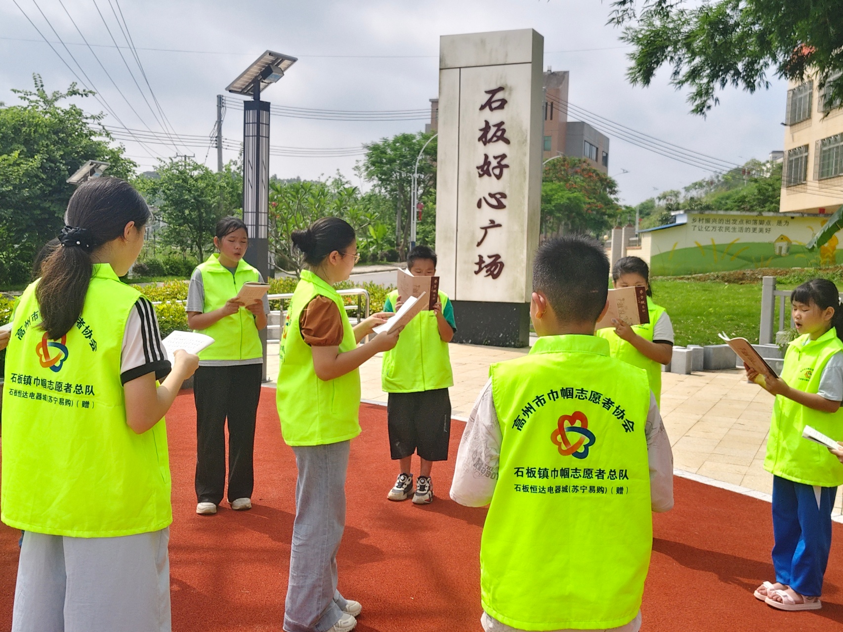 品读国学经典 涵养优良家风｜石板镇巾帼志愿服务总队开展第二期好家风读书分享活动-2.jpg