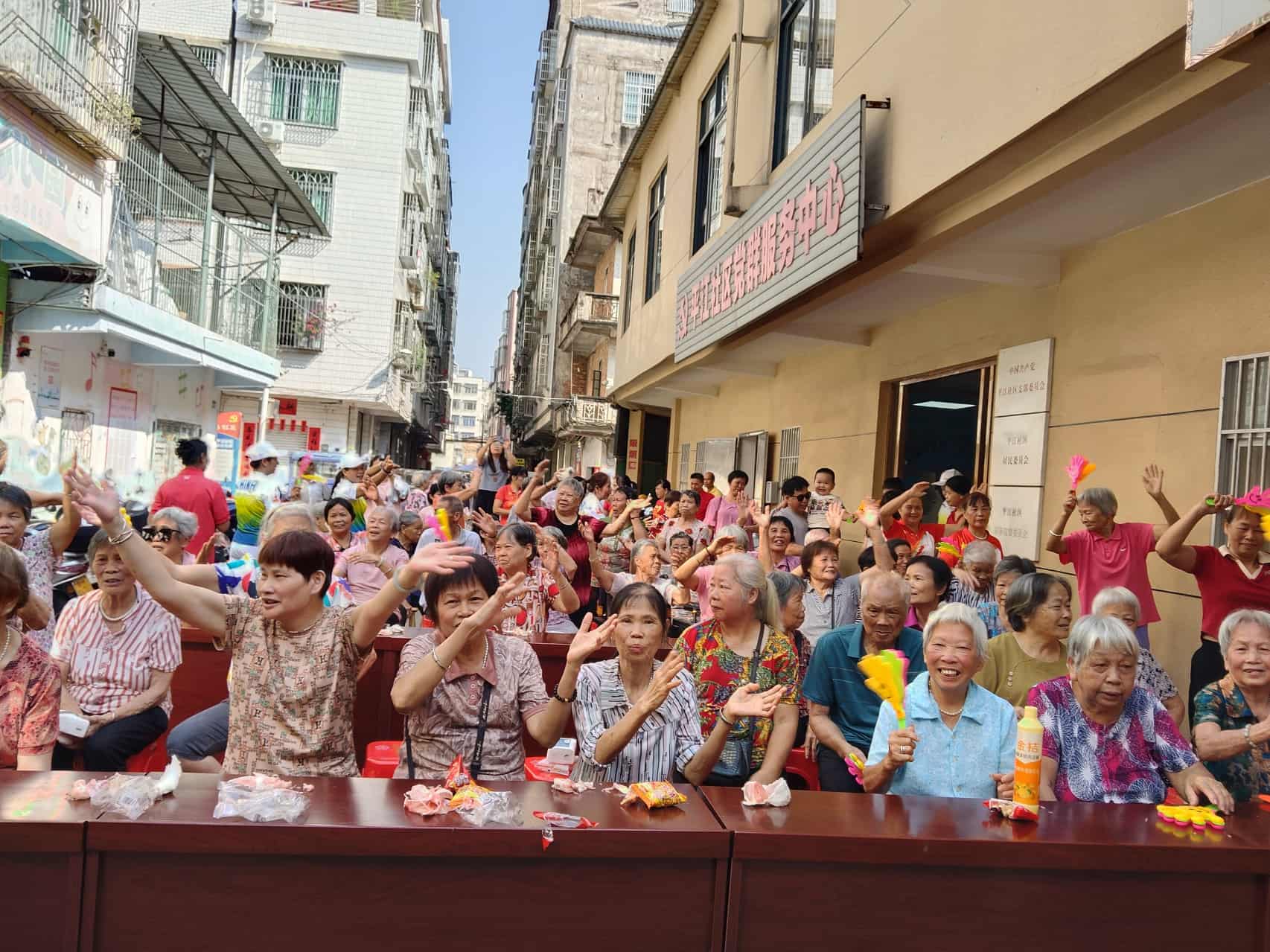 月满高凉·情暖邻里 | 巾帼朝阳志愿者暖心开展中秋国庆双节公益活动-4.jpg
