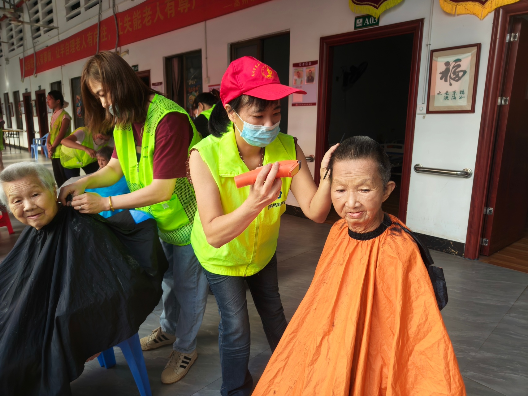 强化权益保障 守护银龄安全｜高州市敬老月志愿服务走进鸿福颐养院-6.jpg