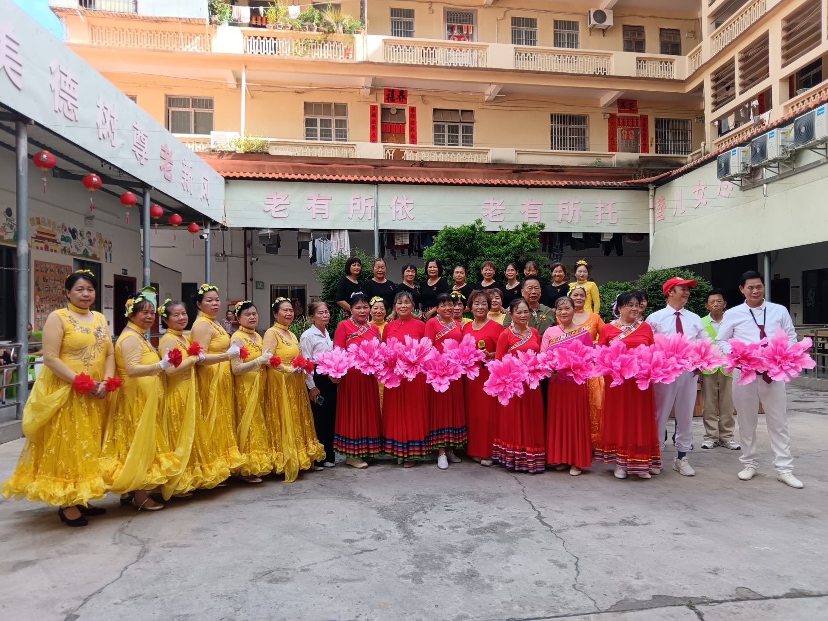 强化权益保障 守护银龄安全｜高州市敬老月志愿服务走进鸿福颐养院-8.jpg