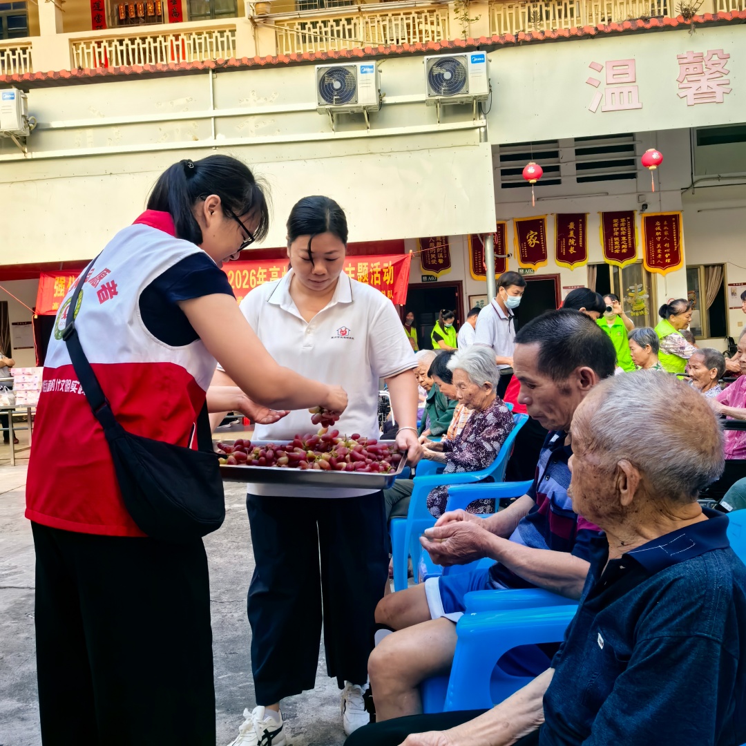 强化权益保障 守护银龄安全｜高州市敬老月志愿服务走进鸿福颐养院-14.jpg